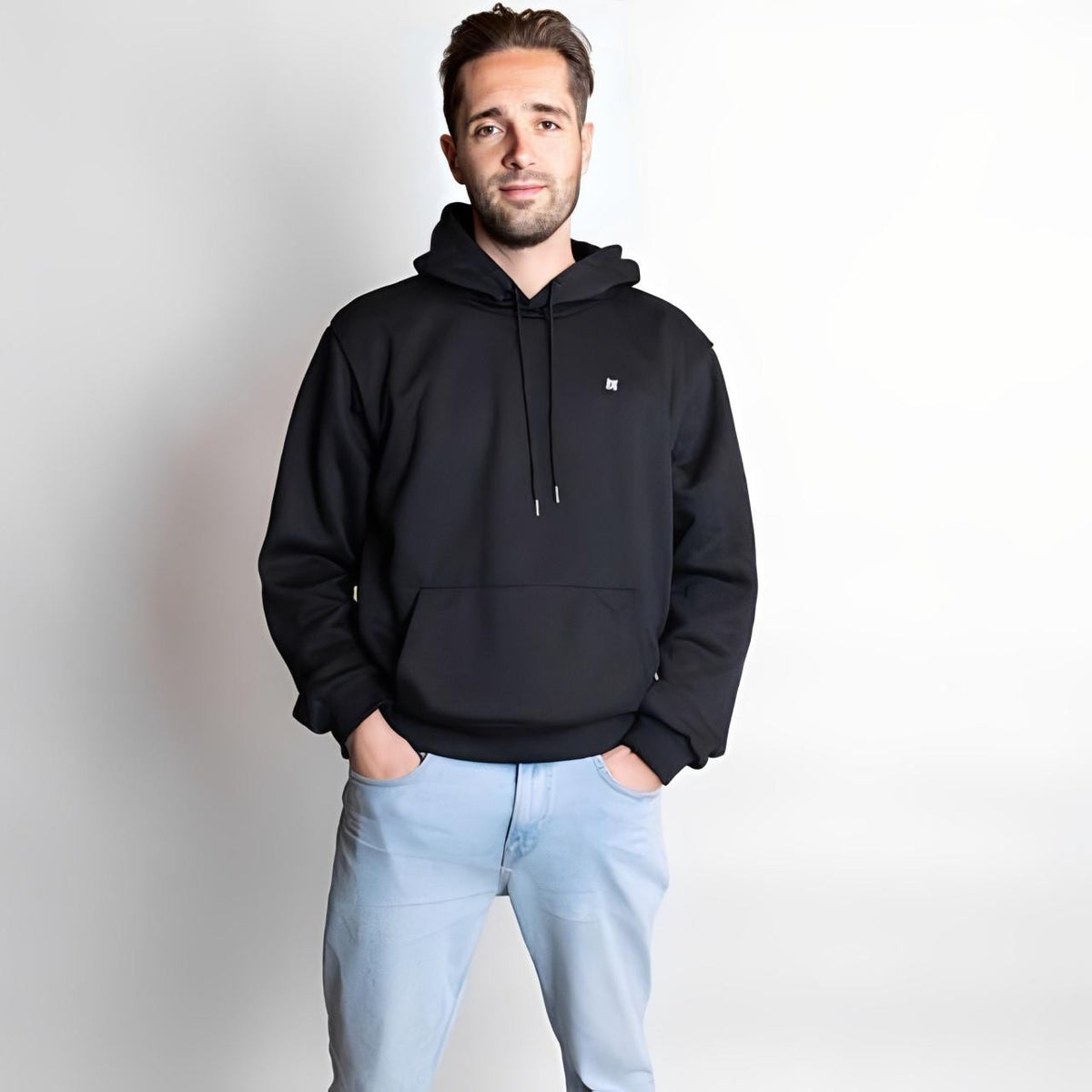 plc-02-homme-noir